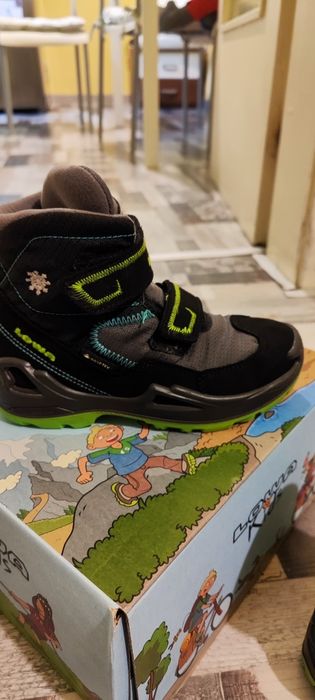 Детски туристически обувки Lowa