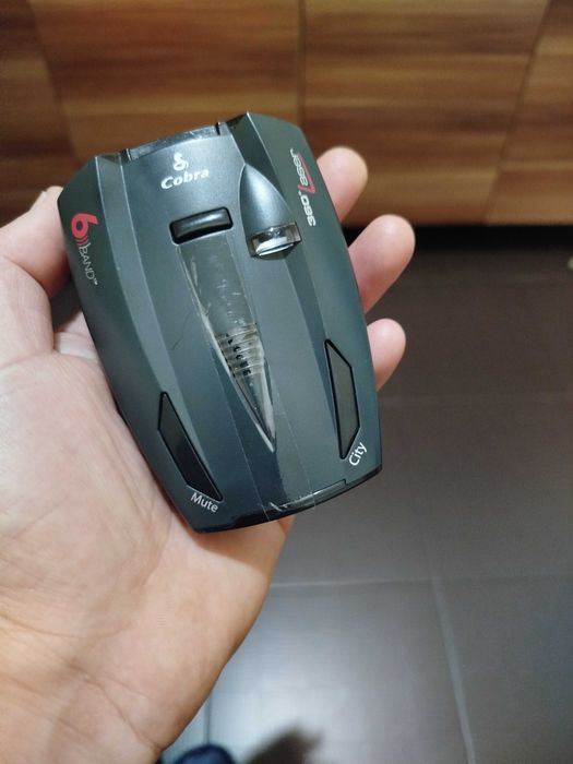 Detector radar Cobra ESD-7000, 6 Band Laser 360 grade Funcțional