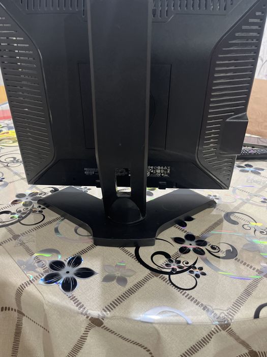 DELL Монитор………..