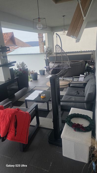 De vanzare - Casa parter zona Corunca