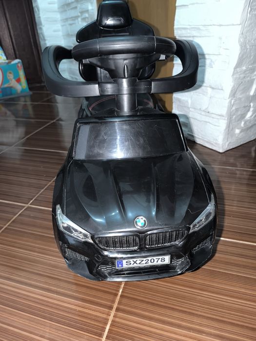 ride on BMW количка за бутане