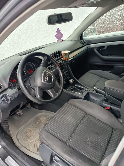 Vând Audi A4 B7 1,9 TDI