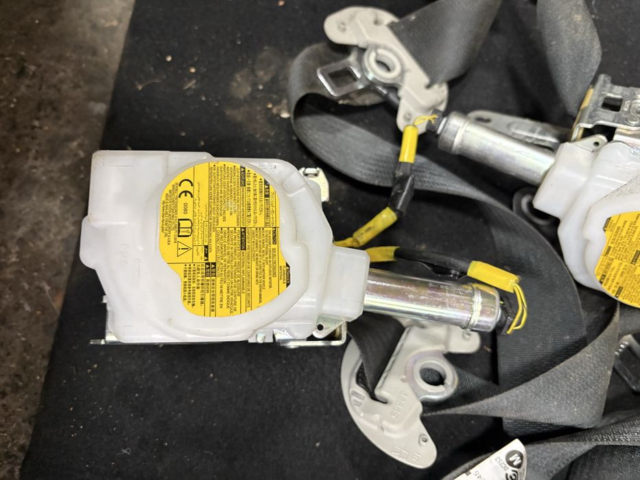 Toyota Rav 4 2015 година Предпазни Колани