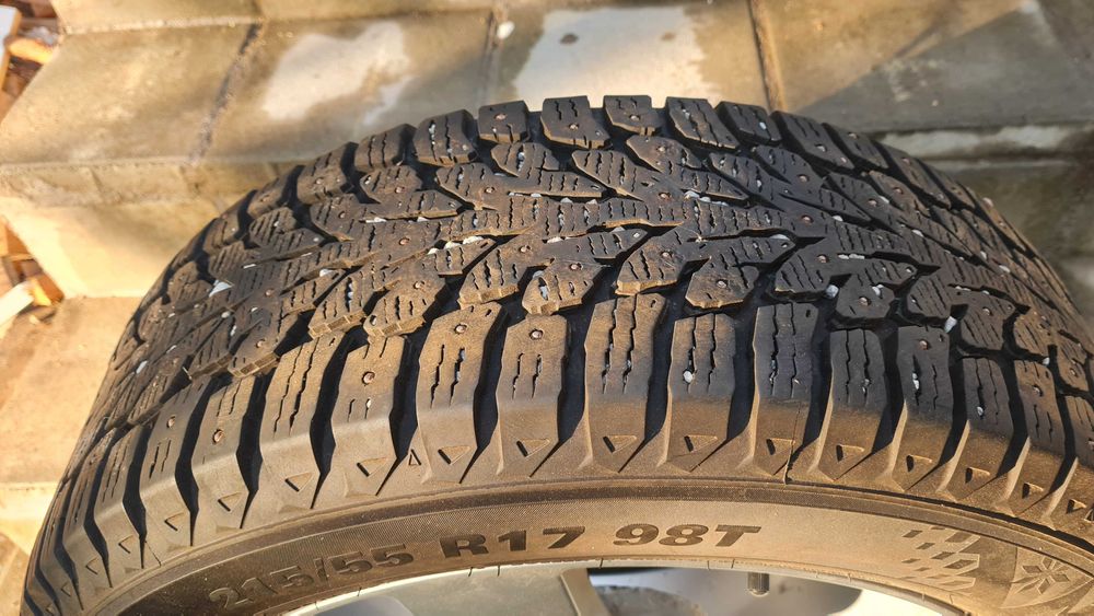 Продавам зимни гуми