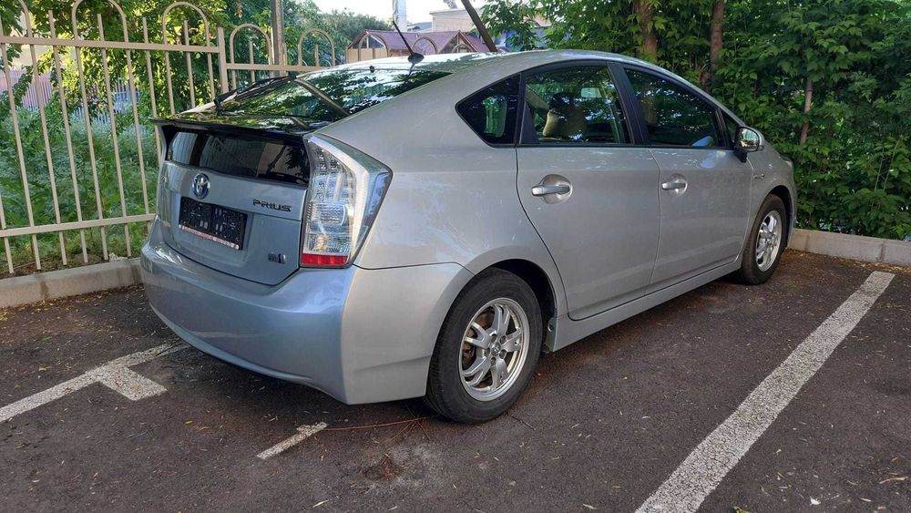 Vand Toyota Prius 3 Hibrid