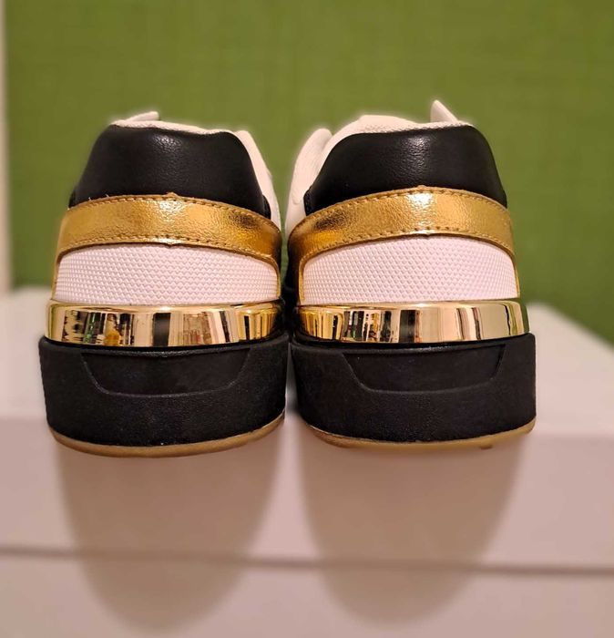 Adidași femei, marimea 38, John Galliano