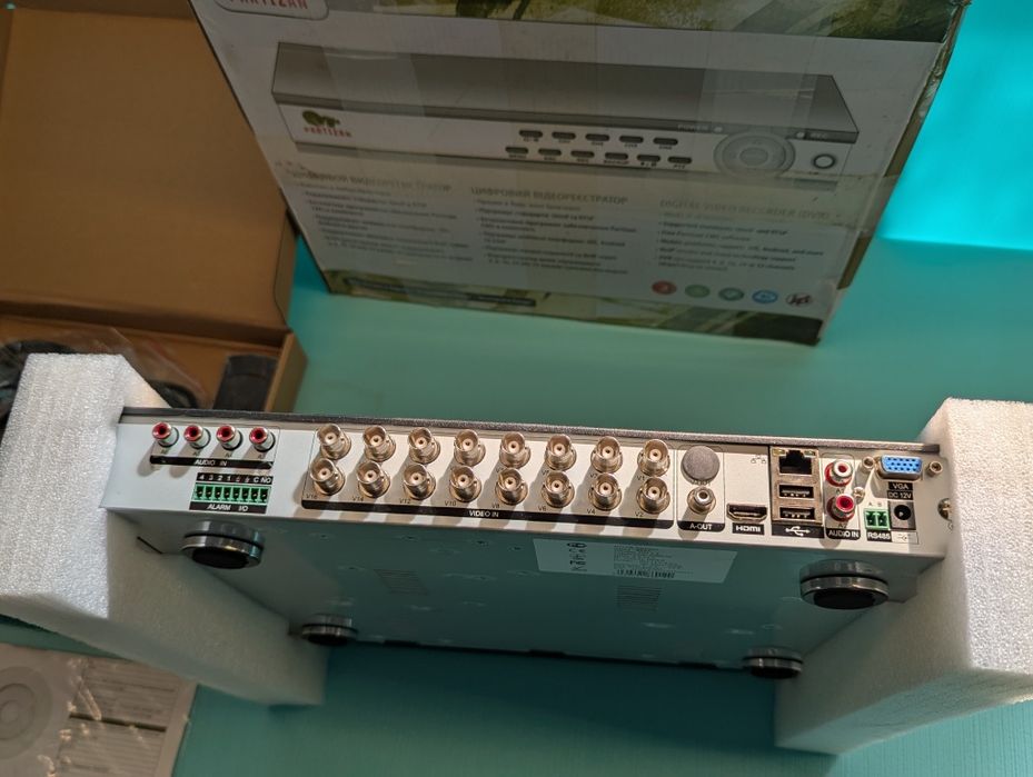 16 канален цифров DVR рекордер за виде камери онаблюдение