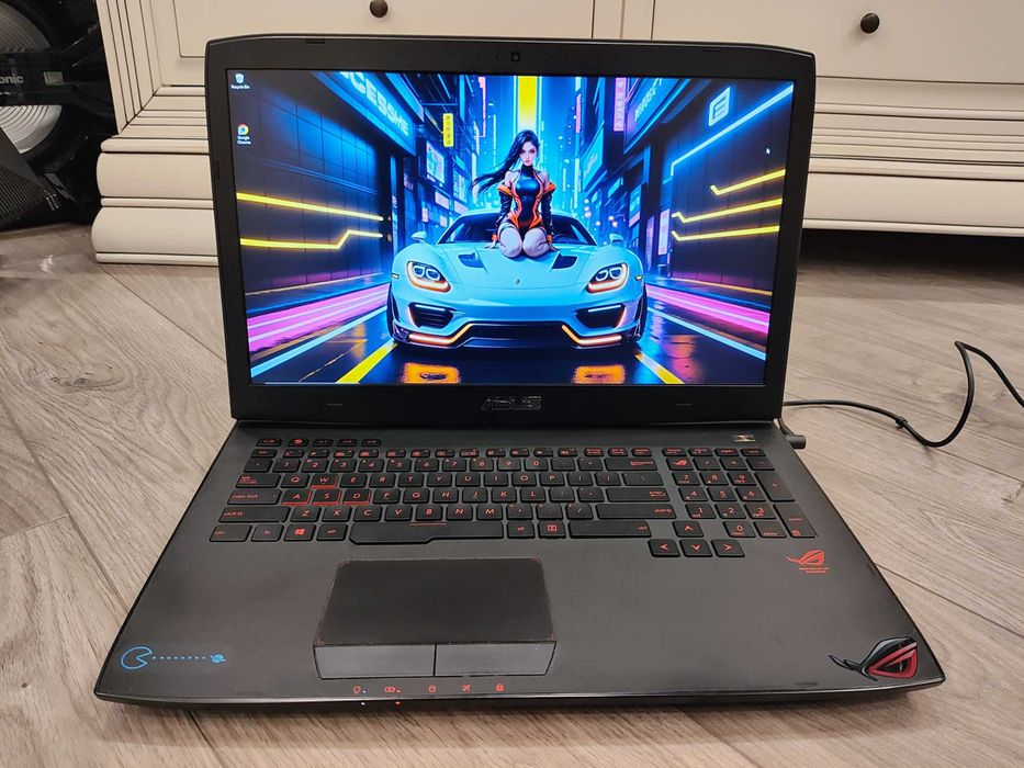 Laptop gaming Asus Rog, intel core i7, display de 17,3 inch, ram 16 gb