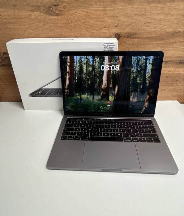 MacBook Pro BariBarShop/Red/рассрочка