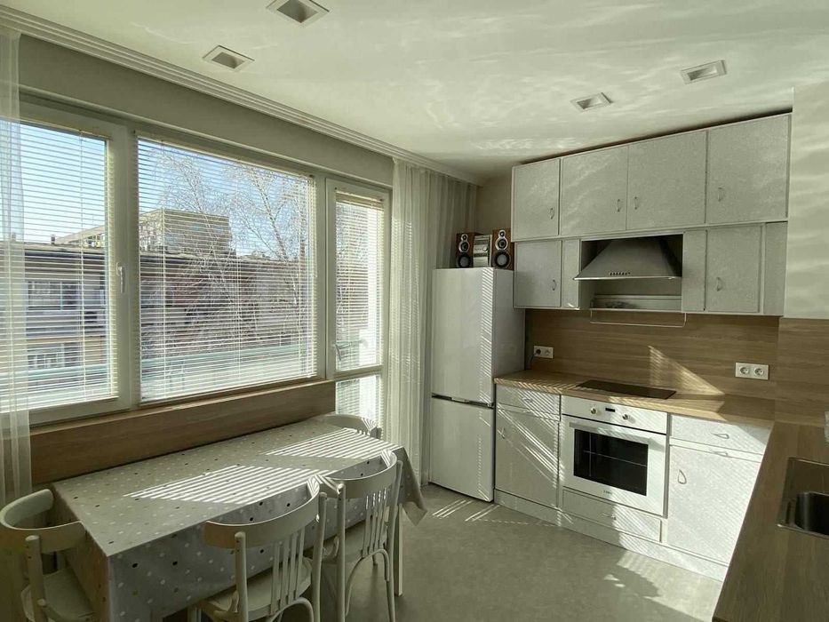 Дава се под наем Тристаен апартамент в София, Дианабад - 106 кв.м за 484.5 € - Снимка #3