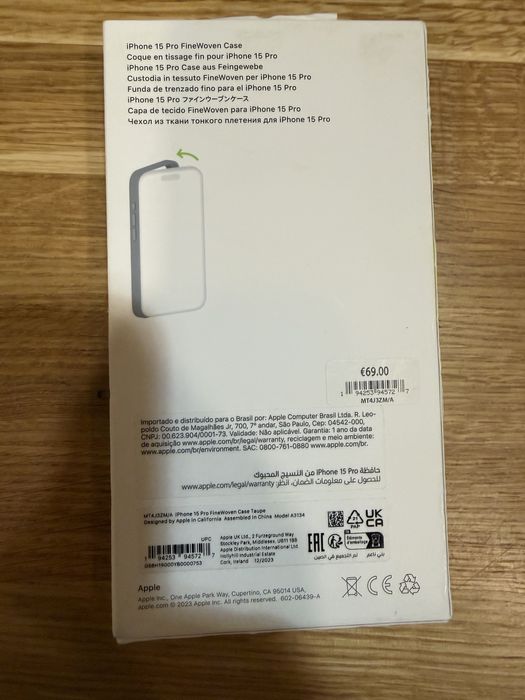 Husa originala iPhone 15 Pro, noua. Originala!