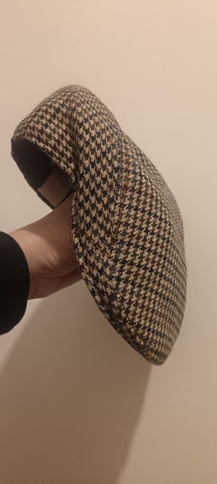 Мъжки каскет,Италия