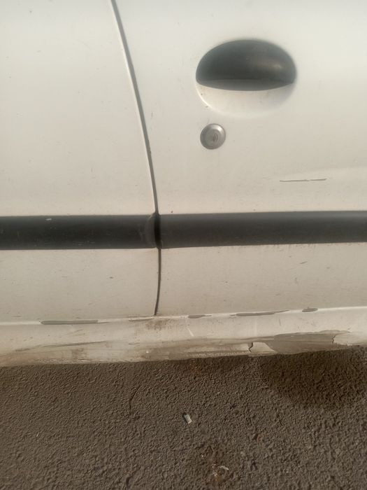 Vând Peugeot 206 pt programul rabla sau pt piese sau reparat