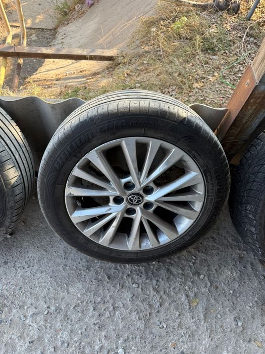 Диски на камри р17