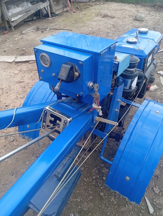 Vind motocultor zubr 12 cp