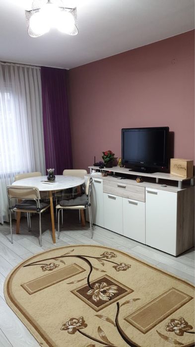 Inchiriez apartament 2 camere persoana fizica