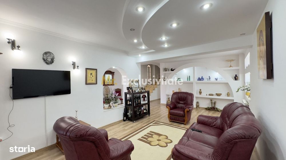 Casă 5 camere P+1 Teren 1010 mp Str. Agoșton - Carei - Comision 0%