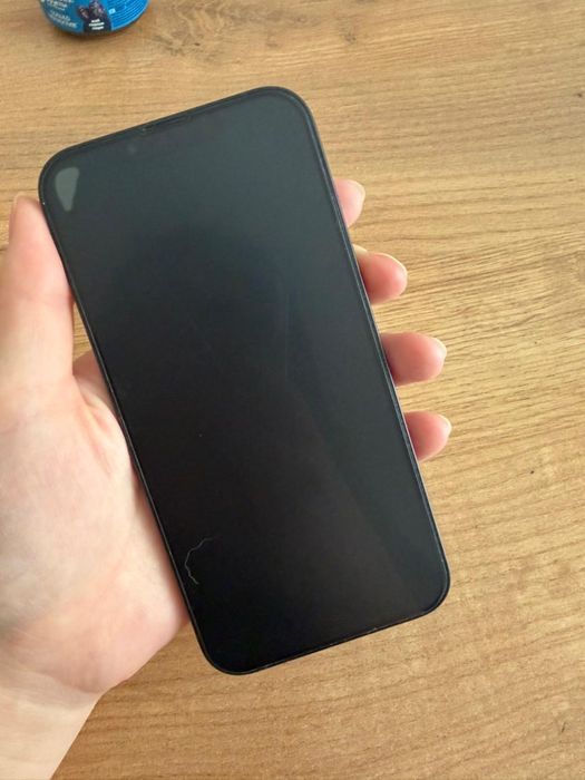 Продам iphone 13