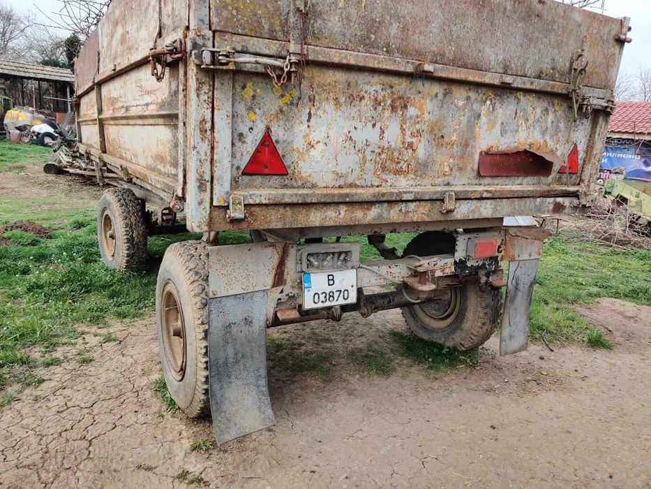 Продавам Болгар ТК80 и ЮМЗ