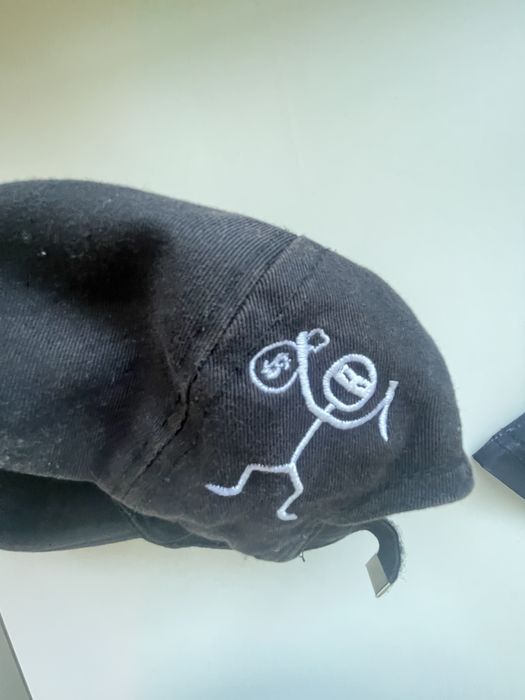 Продавам Banditt шапка