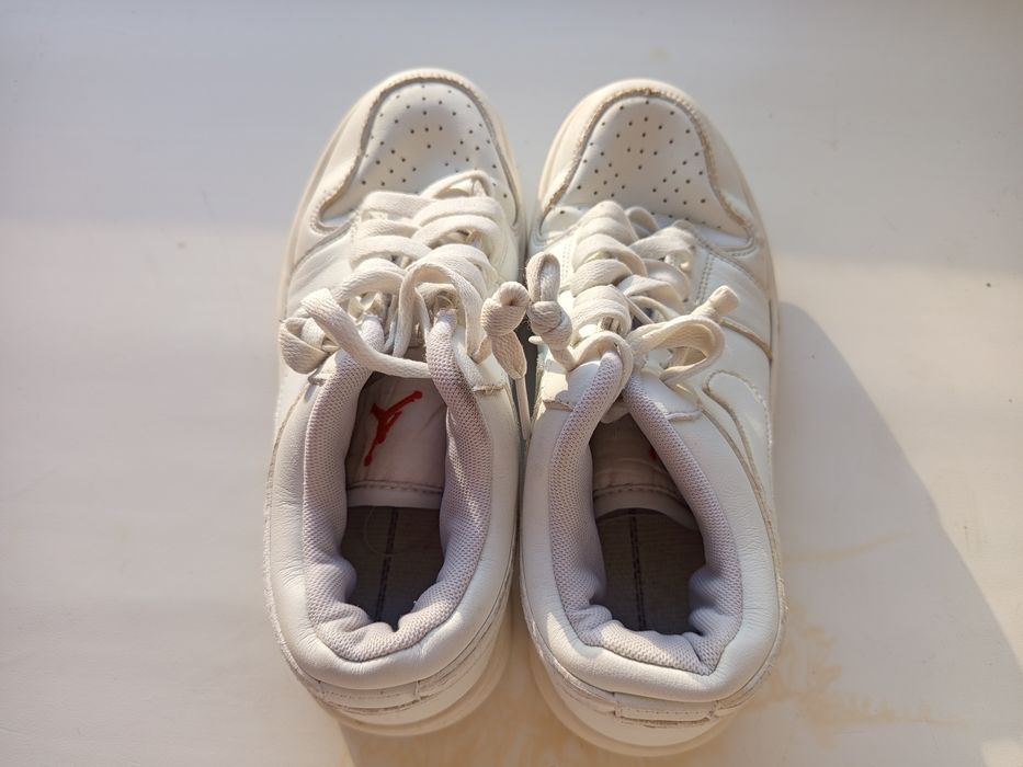 Кроссовки Nike кожаные