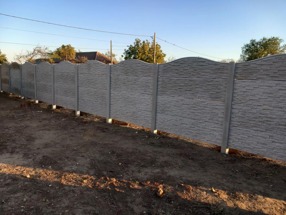 Gard beton armat vibrat și presat