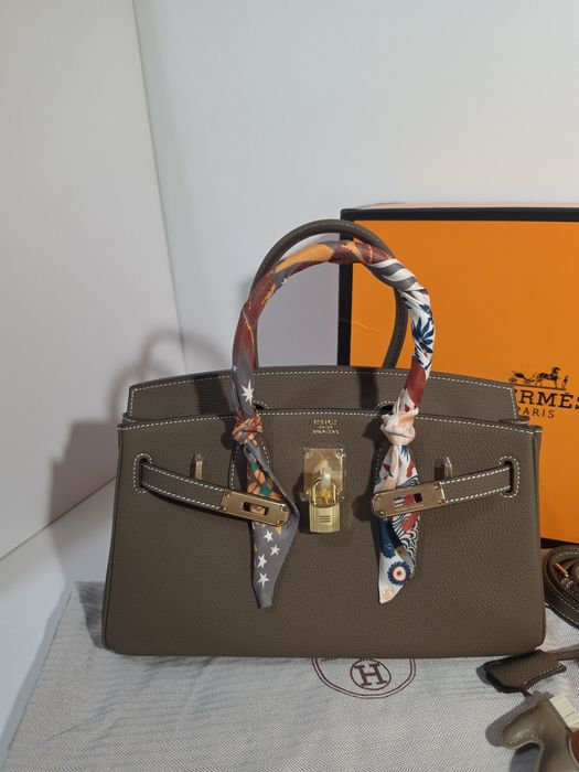 Налична чанта Hermes Birkin