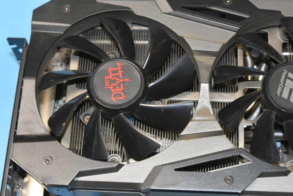 PowerColor Red Devil Radeon RX 5700 XT 8GB - в кутия