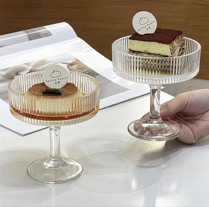 Креманки продам 2 шт