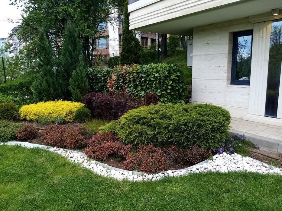 Озеленяване, косене, поддръжка на тревни площи