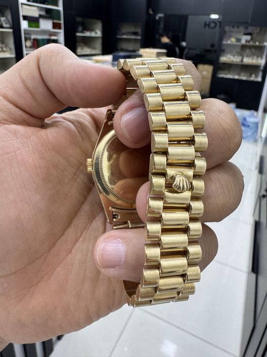 Золотые Часы Geneva