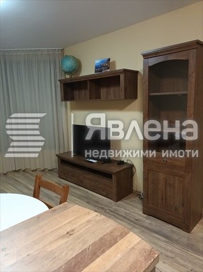 Дава се под наем Двустаен апартамент в Варна, м-т Траката - 60 кв.м за 385 € - Снимка #4