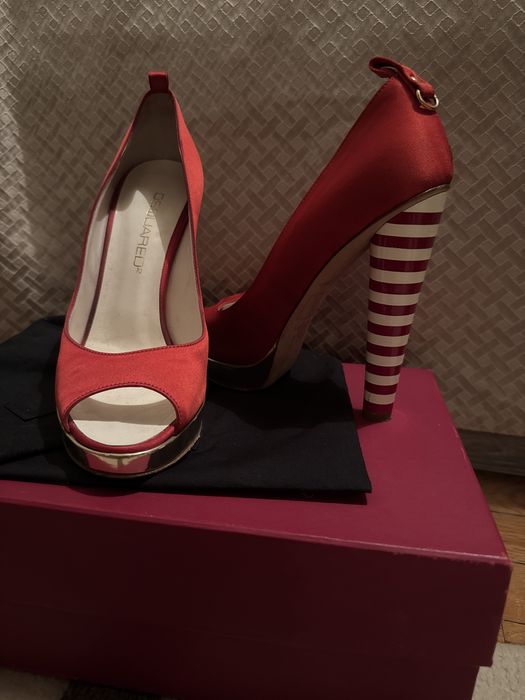 Daquared обувки с ток