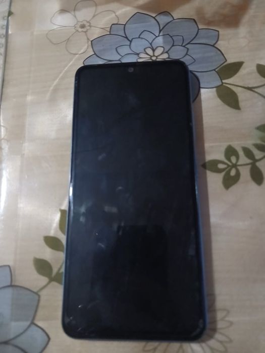 Продам телефон  POCO X5
