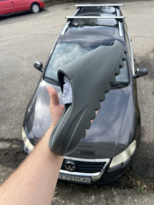 Yeezy Slides