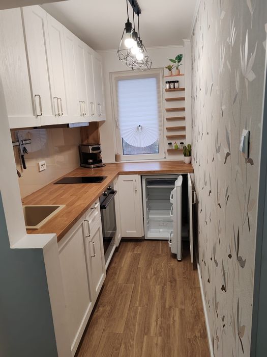 Închiriez Apartament complet mobilat