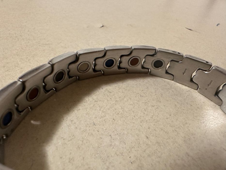 Лечебна магнитна гривна Vision