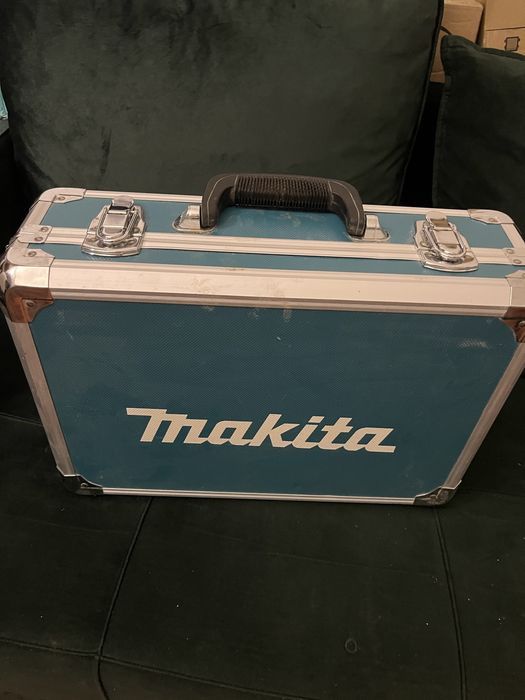 Makita cutie aluminiu Bormasina sds