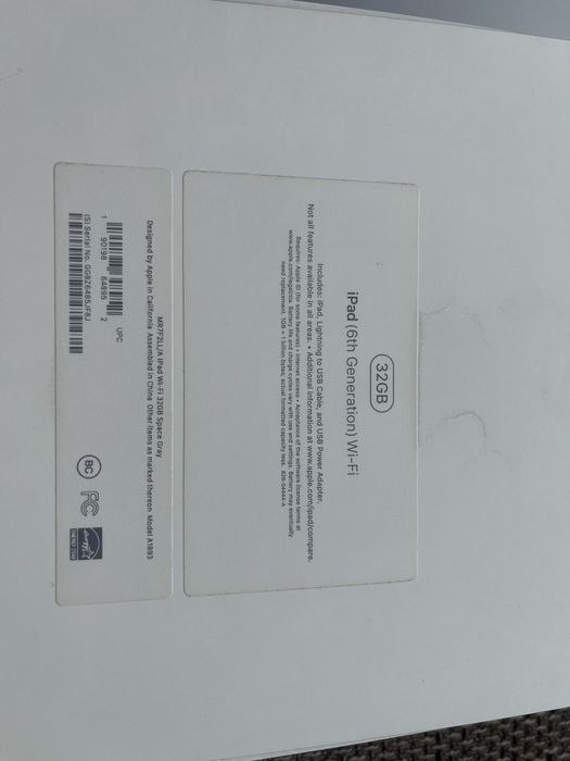 Таблет Apple iPad 6th Generation Wi Fi 32GB GSM iPhone Nike Jordan