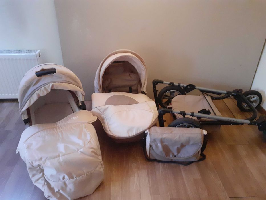 Бебешка количка на части