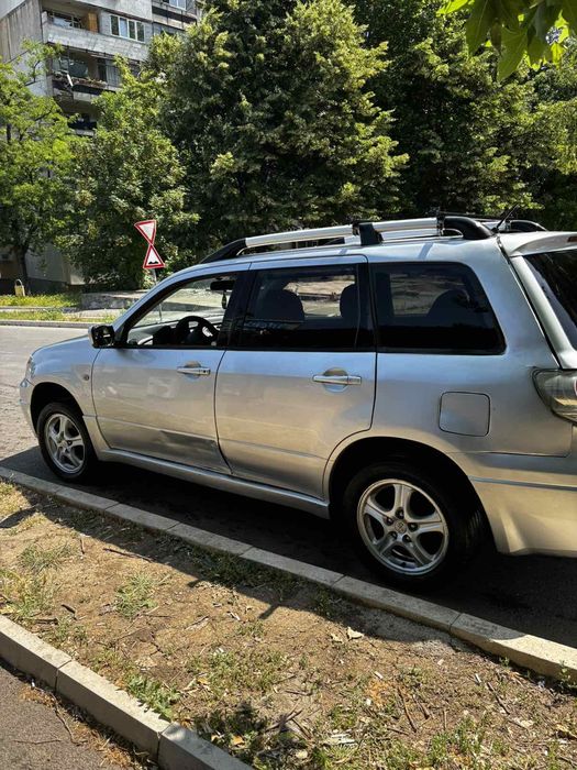 Мицубиши олтлендар