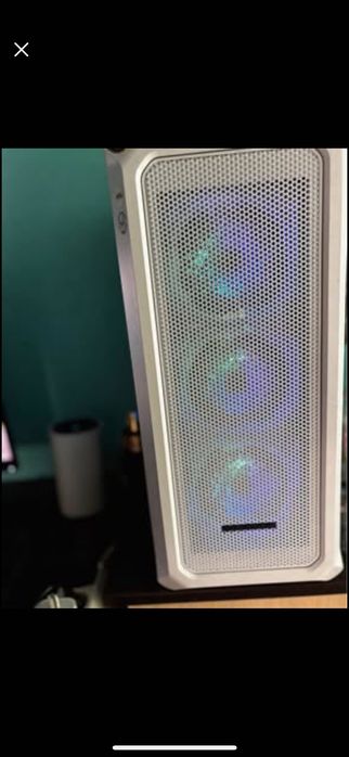 Компютър+клавиатура+мишка+монитор