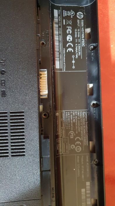 Laptop Hp G72 17" carcasa si alte  piese