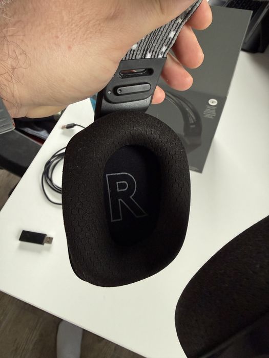 Vand casti gaming Logitech G733 wireless