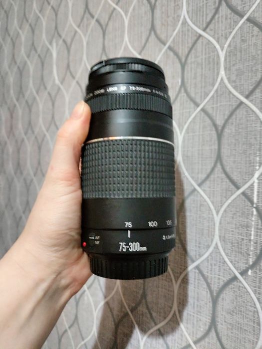 Объектив на Canon