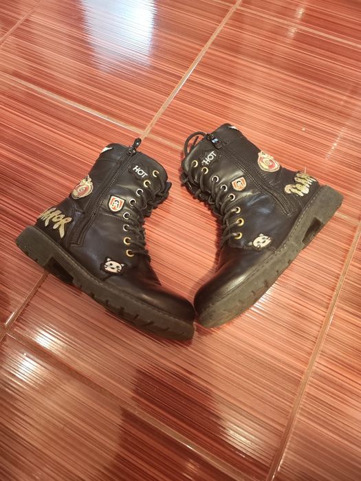 Bocanci negri CCC, pt fete