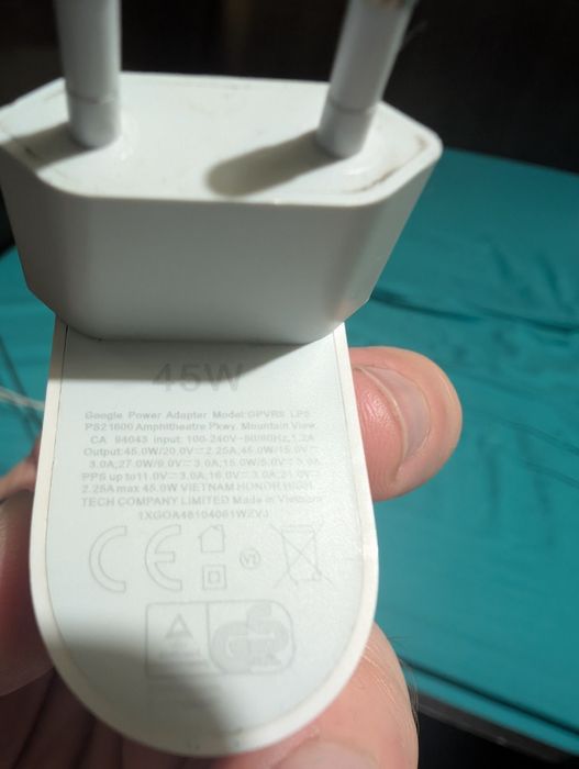 Incarcator google 45W