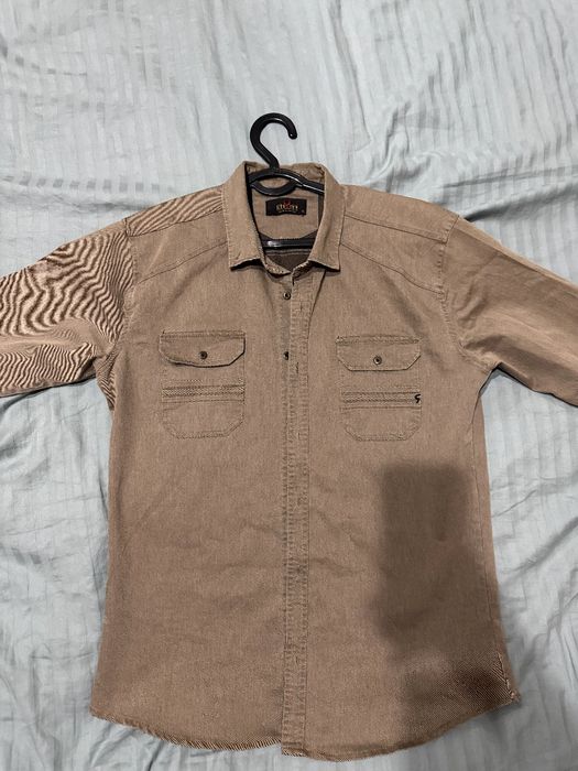 Kuzgi qishki ko'yne XL razmerda Turkiya maxsuloti sifati zo'r.