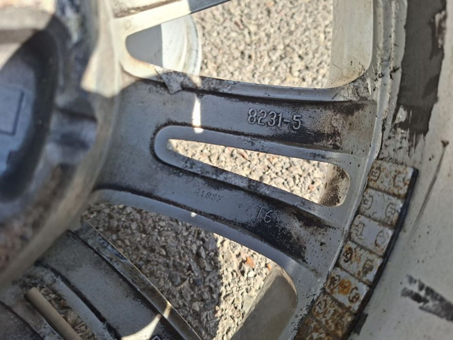 Оригинални джанти Ситроен/Citroen 16-ки