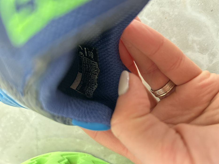 Adidasi skechers 27,5